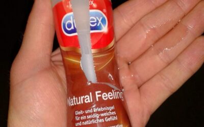 Durex Natural Feeling Gleitgel & Kondome